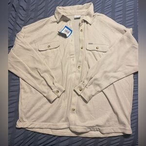 Columbia Women’s NEW Button Up XL or XXL